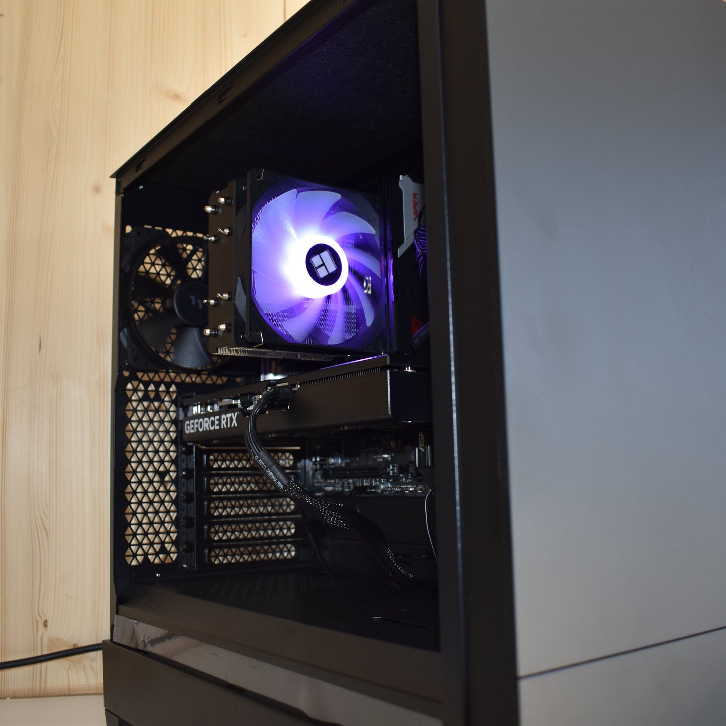 Fractal Design Pop Air Black TG Clear Tint