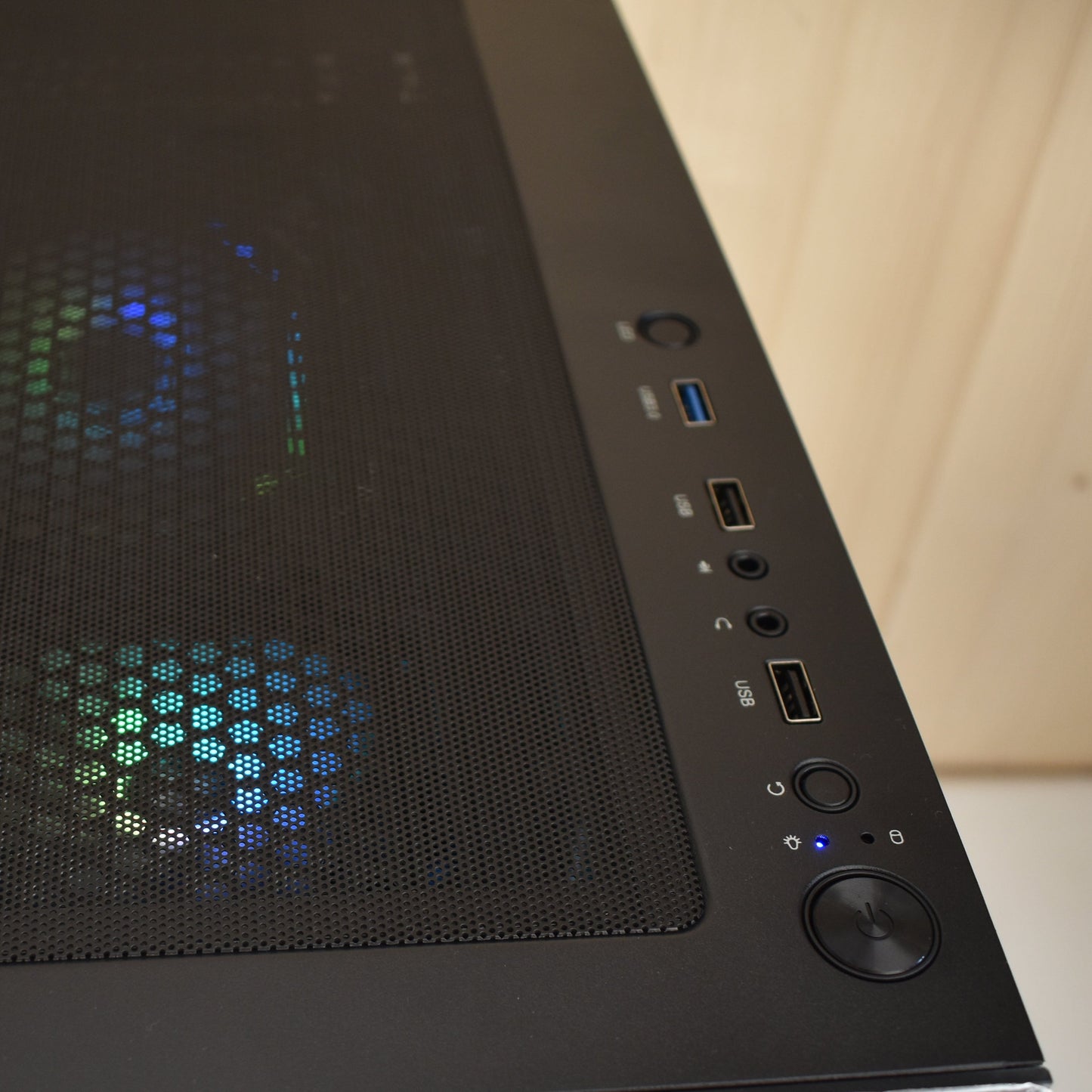 Radiance PC RX 6750XT - Intel i5 14400F