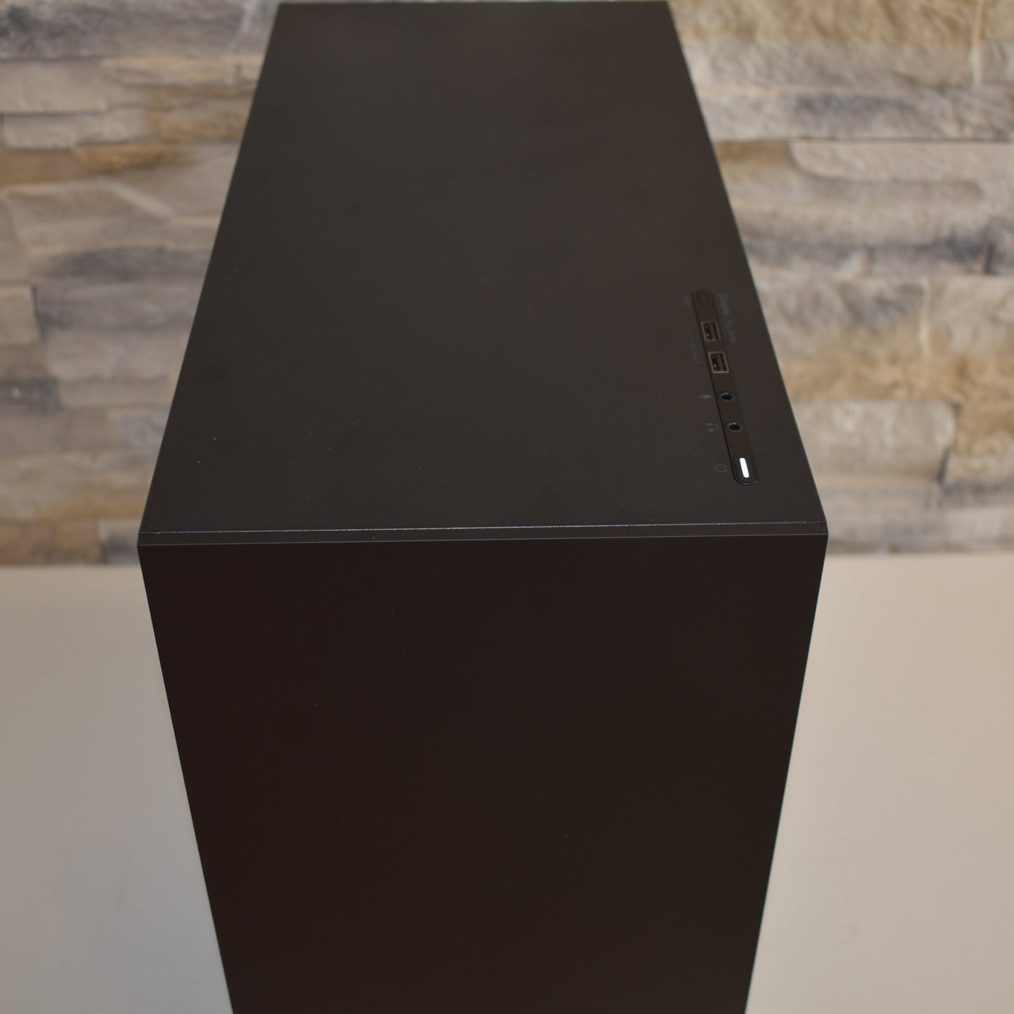 Radiance PC RTX 5070 TI - Ryzen 7 9800X3D