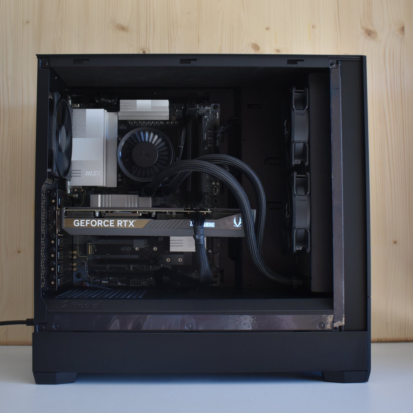 Radiance Custom RTX 5070 TI - Ryzen 7 9800X3D