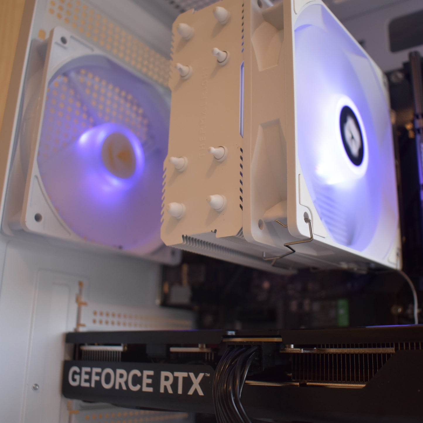 Radiance PC RTX 5060 TI 16Go - Ryzen 5 5600