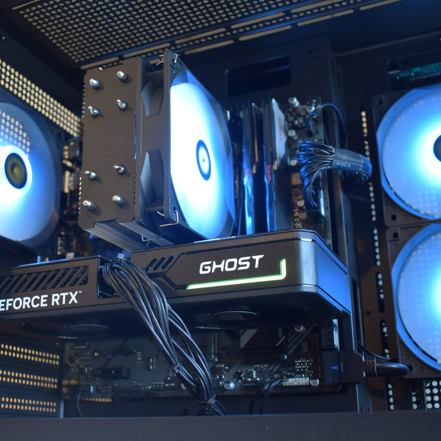 Radiance PC RTX 5060 Ti - Ryzen 7 9700X