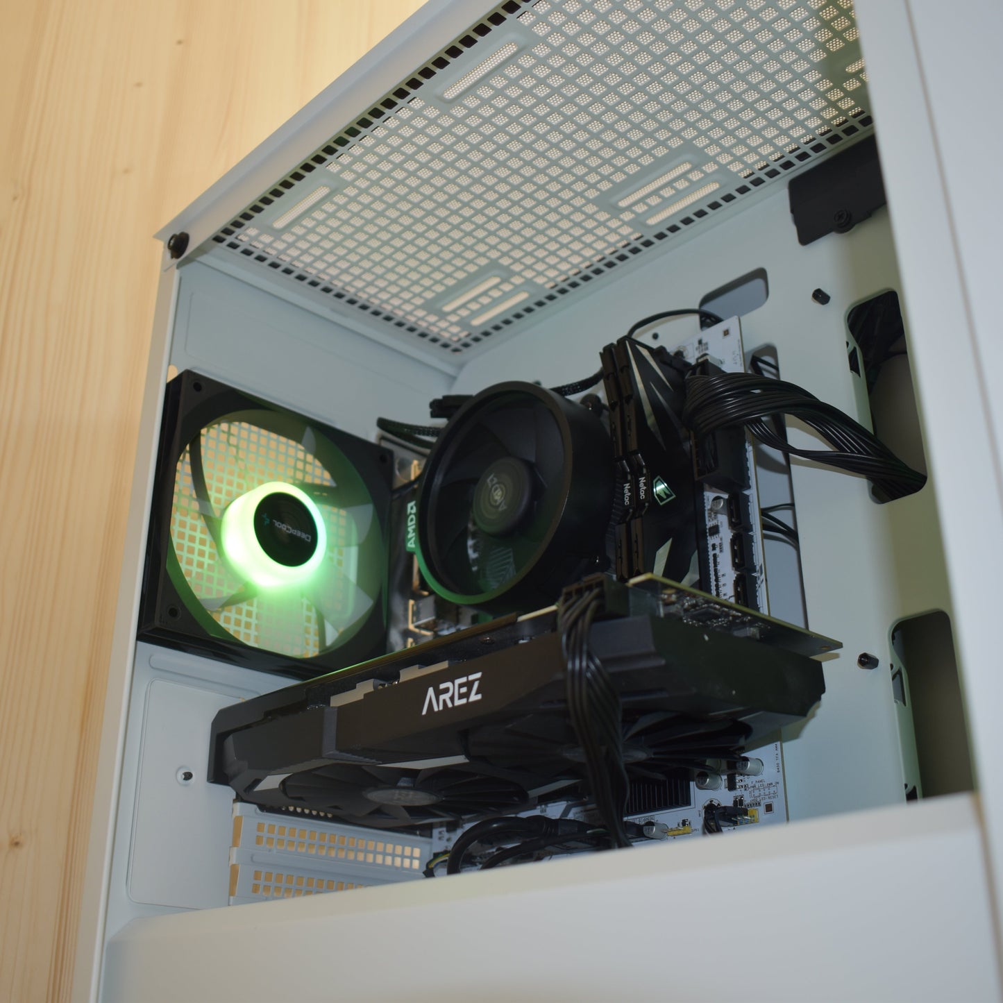 Radiance Custom RX 580 - Ryzen 5 5600