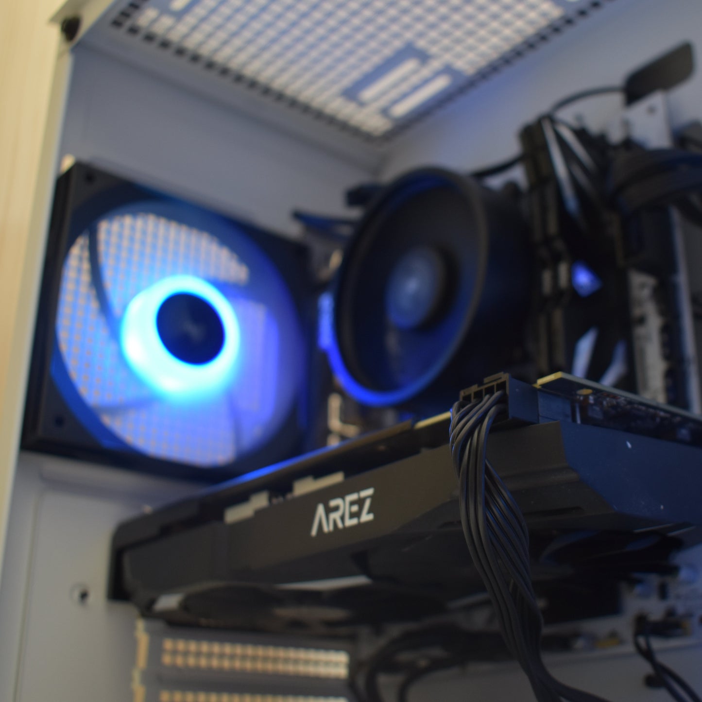 Radiance Custom RX 580 - Ryzen 5 5600