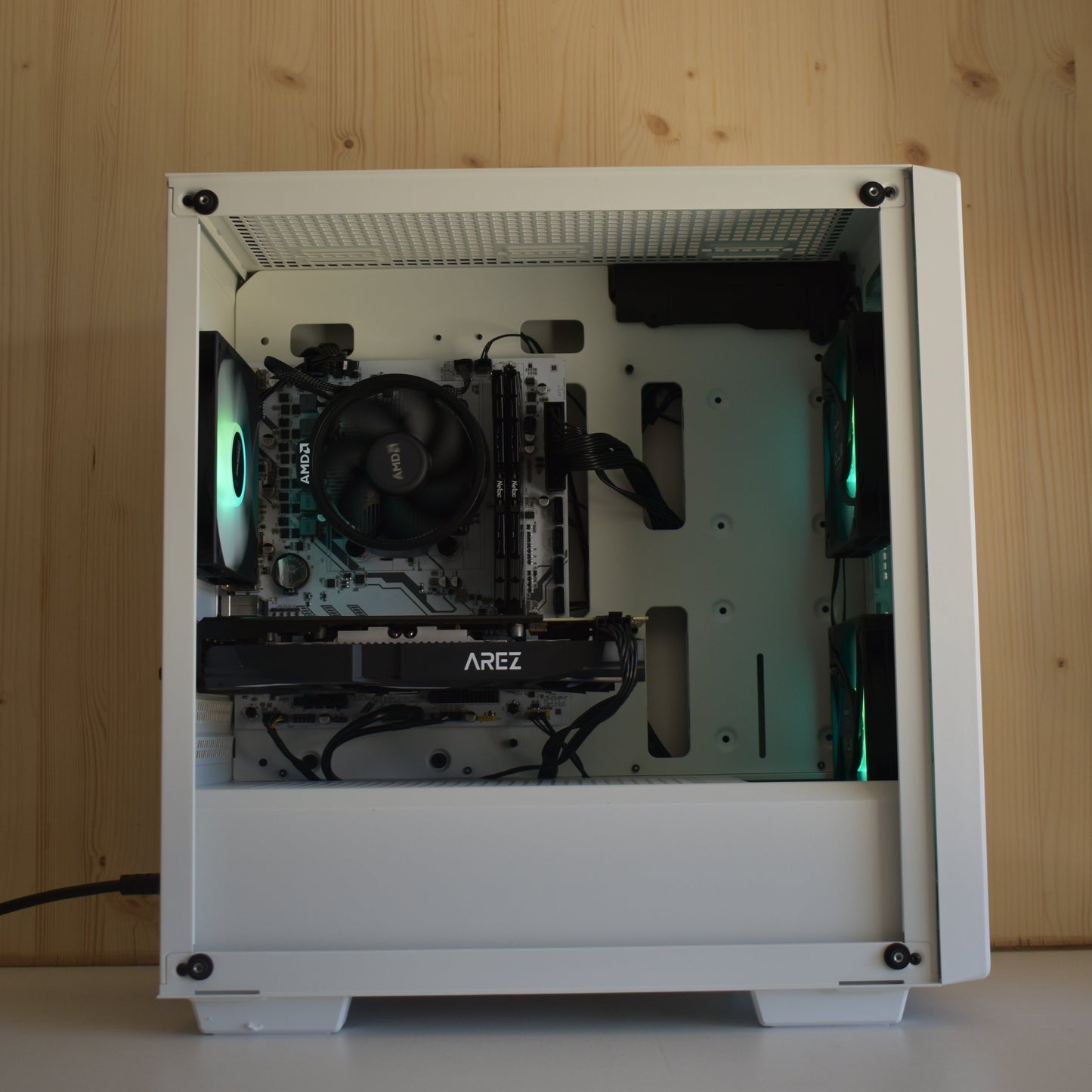 Radiance Custom RX 580 - Ryzen 5 5600