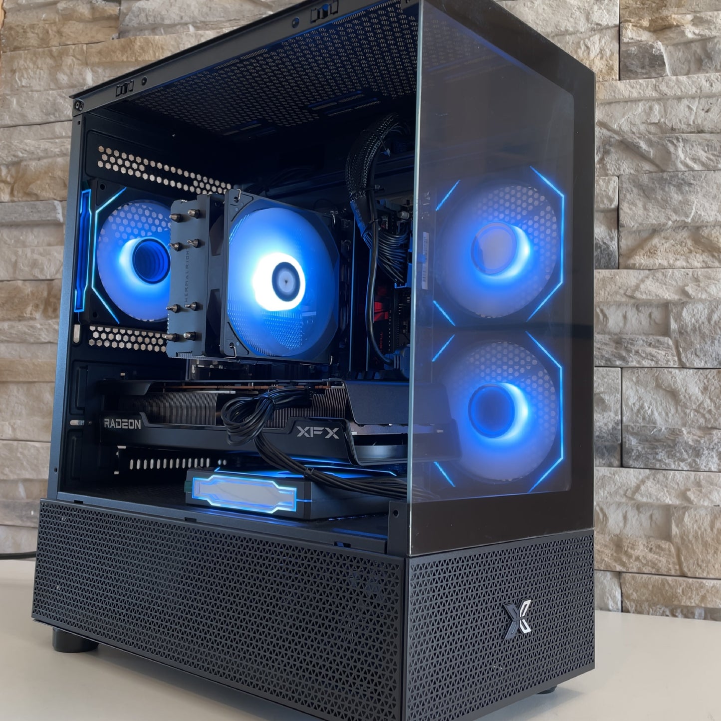 Radiance Custom RX 6750XT - Intel i5 14400F