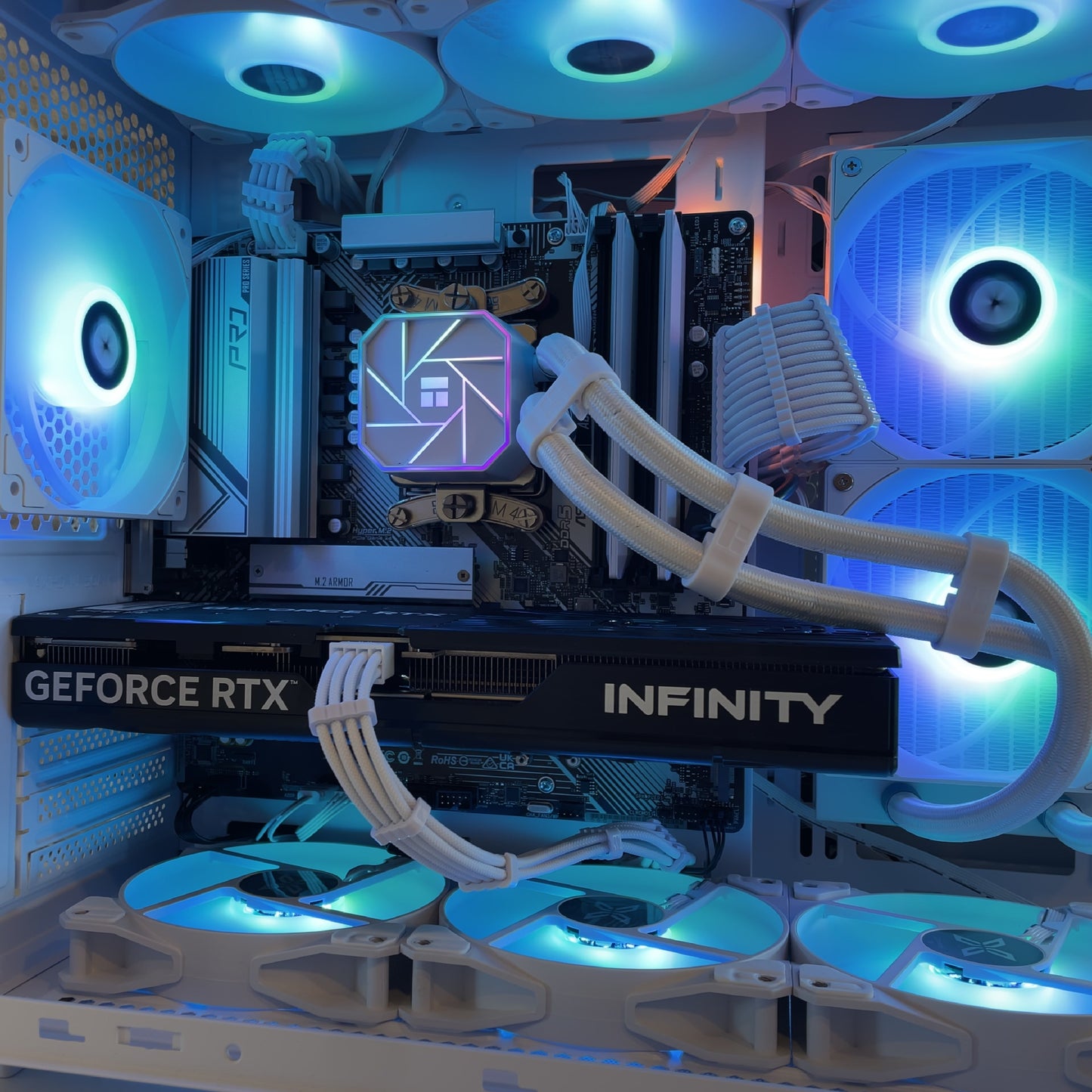Radiance Custom RTX 5060 TI 16 GB – Ryzen 5 9600X 